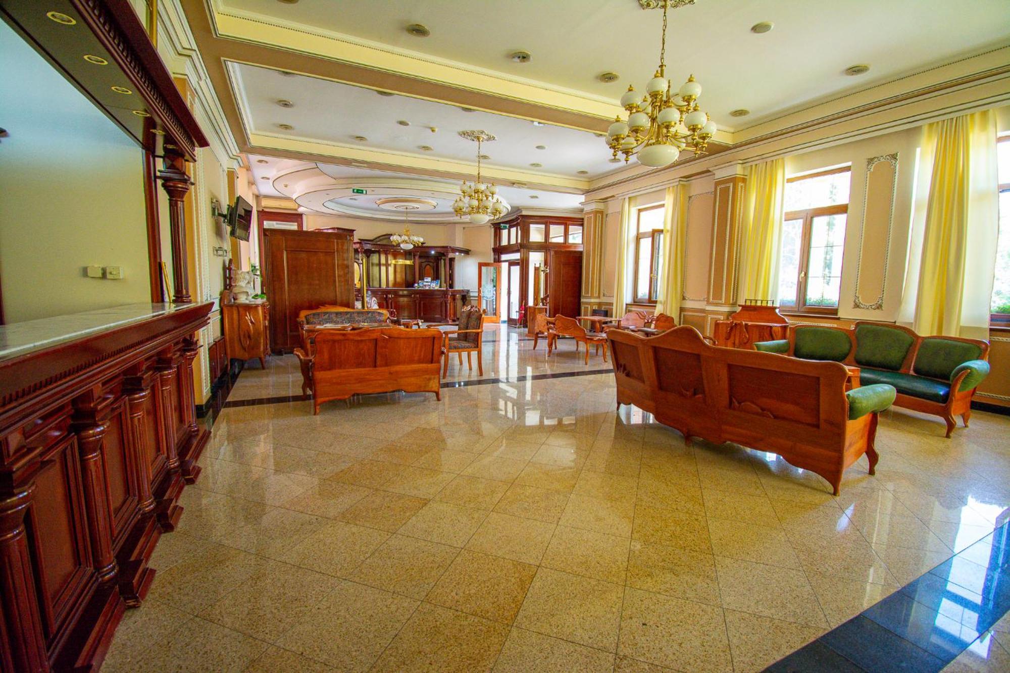 Hotel Villa Majur Суботиця Екстер'єр фото
